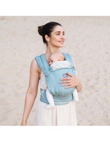 Porteo de verano con el Meitai LoveTie de Love and Carry Aquamarine