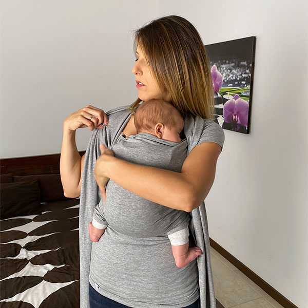 Cómo colocar una camiseta de porteo Quokkababy